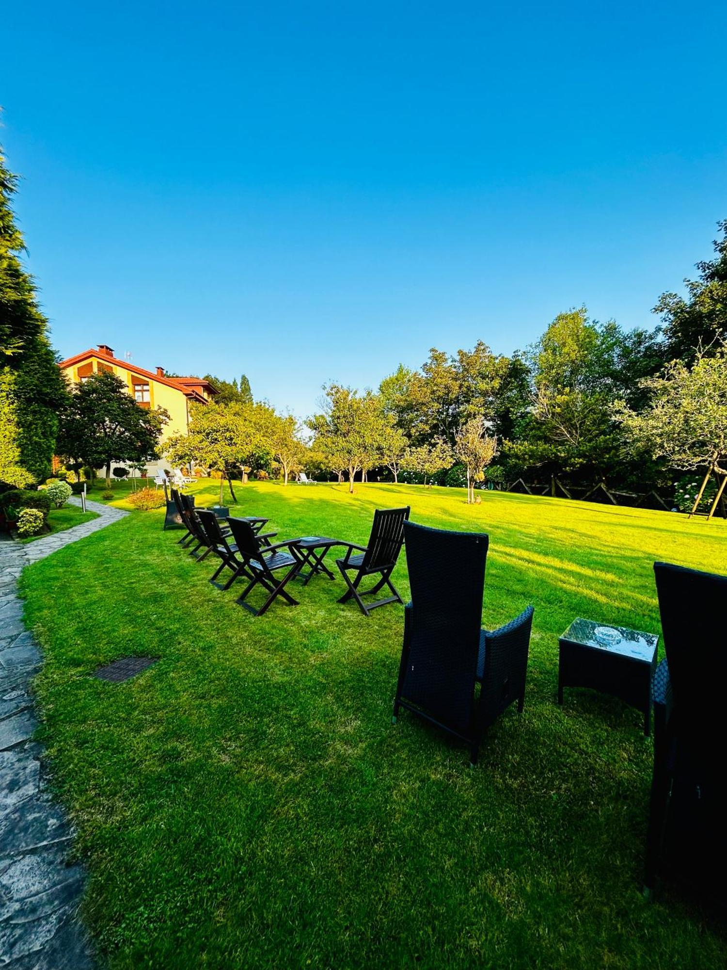 La Casina De La Arquera Villa Llanes Exterior foto
